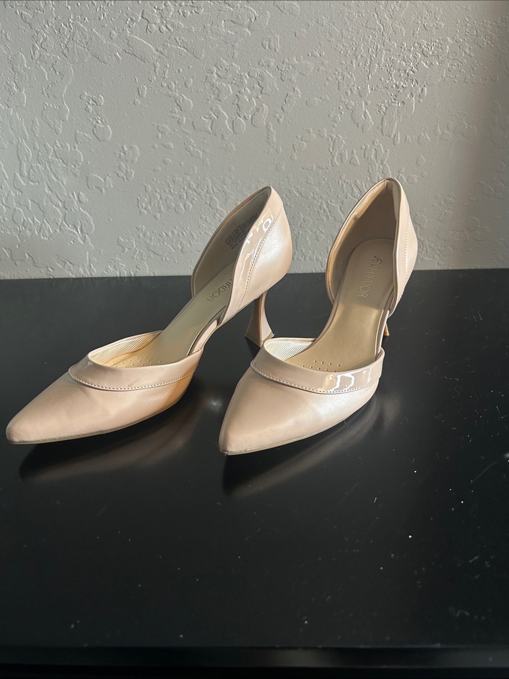 Pointed Toe Pumps, Nude Color - Picture 3 of 7